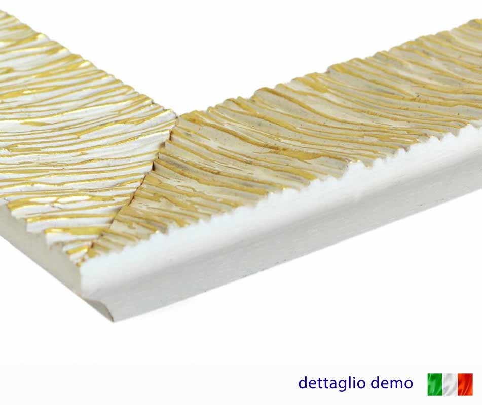 Quadro Abbraccio nell'Albero con glitter e cornice oro su tela
