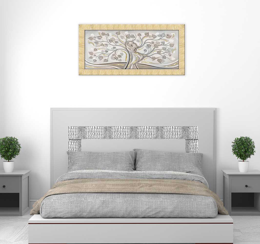 Quadro Abbraccio nell'Albero con glitter e cornice oro su tela