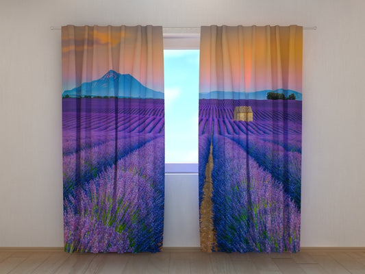 Tenda classica Campo di Lavanda decorativa